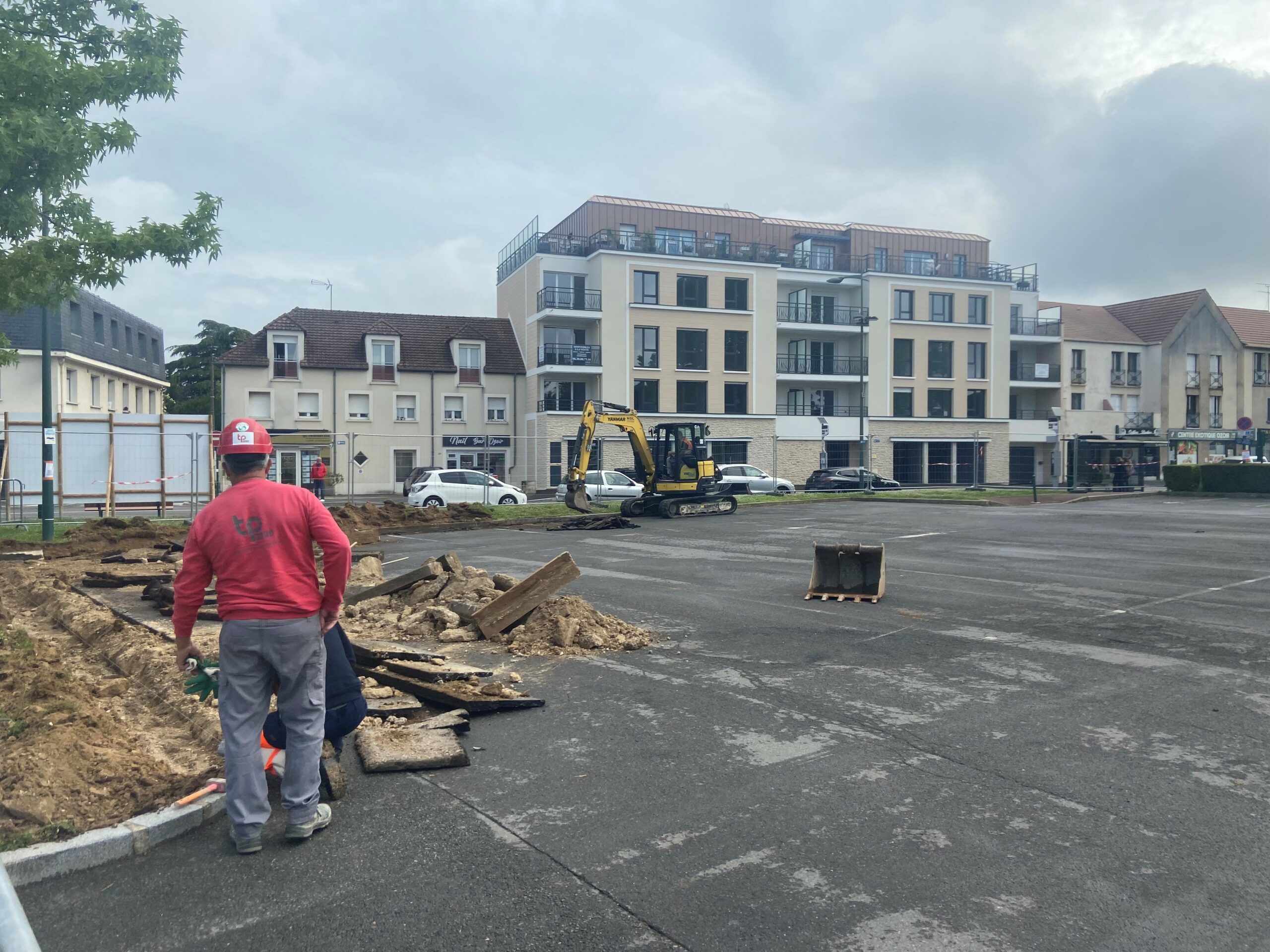 travaux parking HDV 1