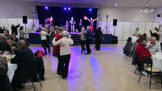 Un beau moment de convivialité lors du repas des seniors